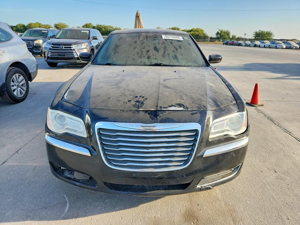 2013 CHRYSLER 300 S — Фото 5 из 12