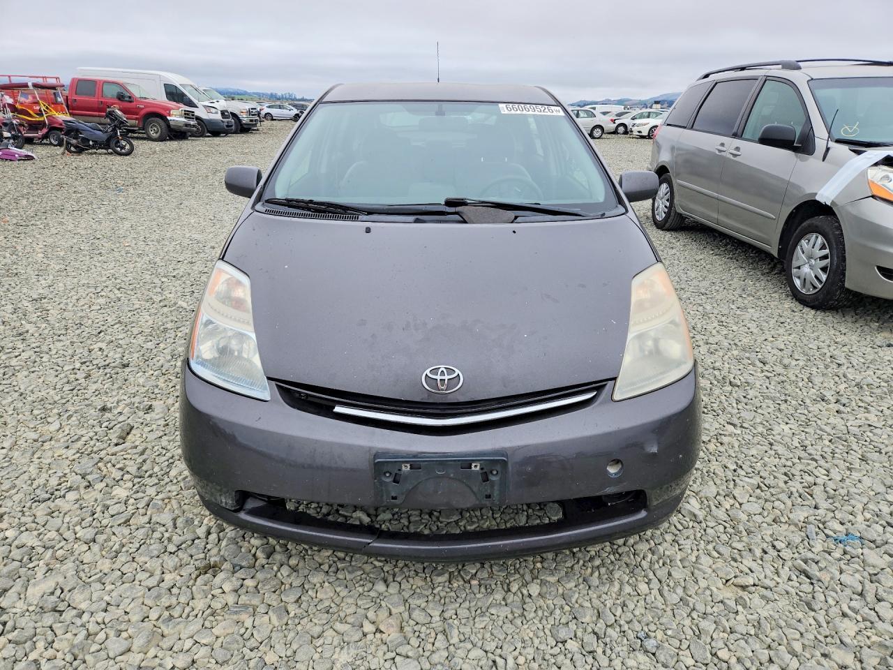 2008 TOYOTA PRIUS BASE — Фото 5 из 12