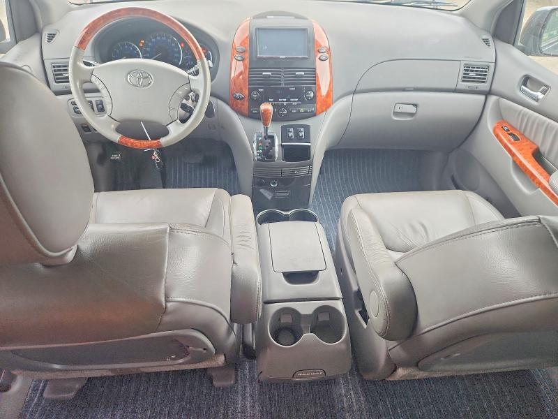 2008 TOYOTA SIENNA XLE LIMITED — Фото 8 из 13