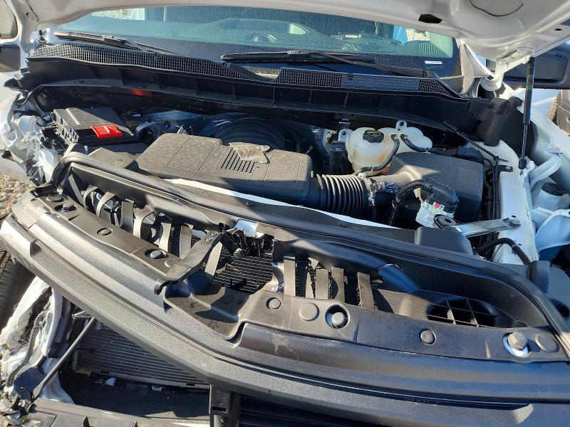 2025 CHEVROLET SILVERADO C1500 — Фото 11 из 13