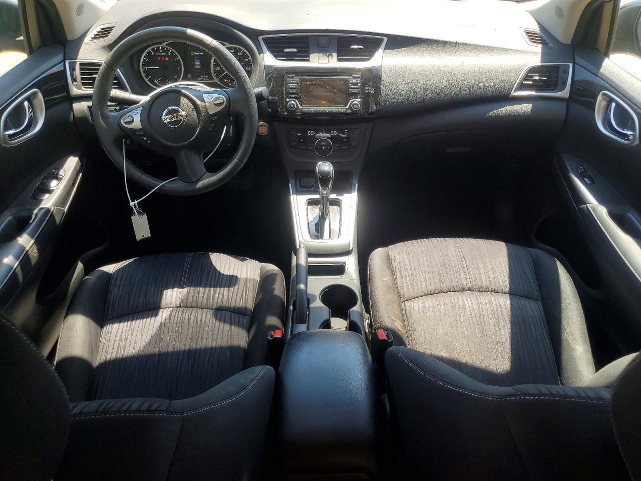2018 NISSAN SENTRA SV — Фото 8 из 13