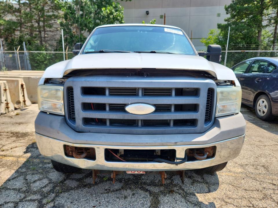 2005 FORD F250 SUPER DUTY — Фото 5 из 12