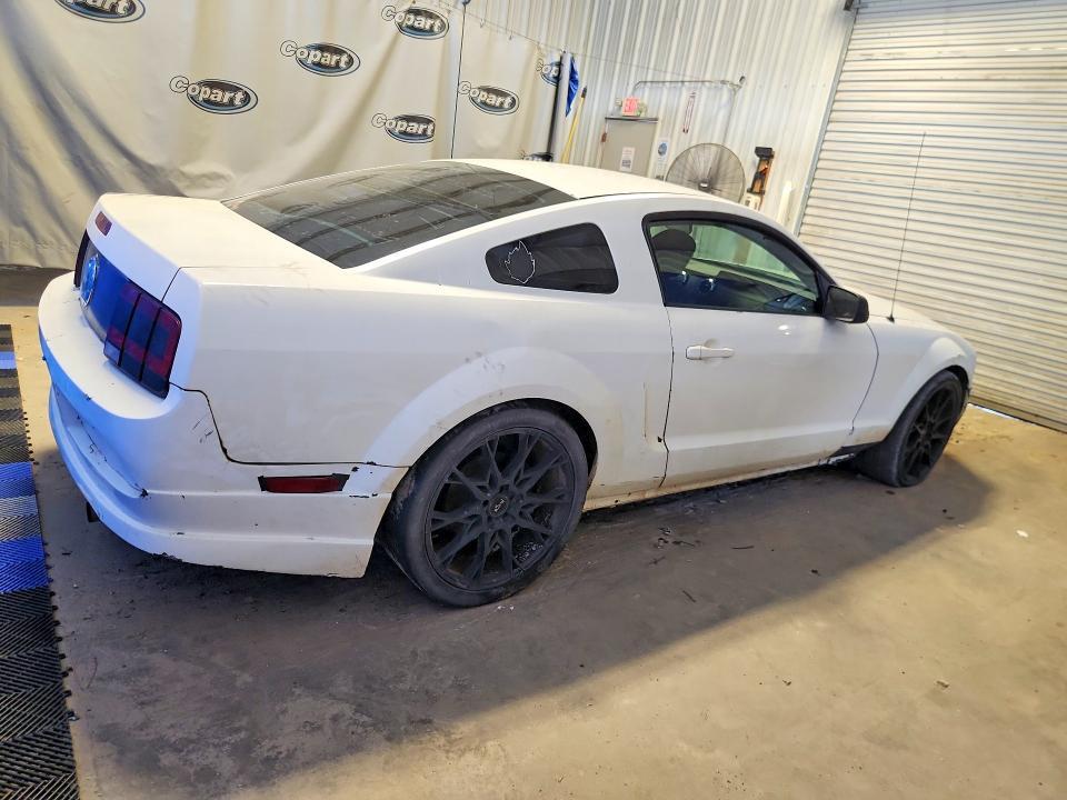 2005 FORD MUSTANG — Фото 3 из 12