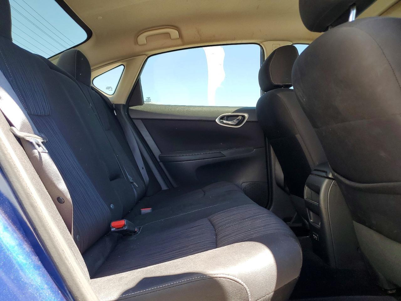 2018 NISSAN SENTRA SV — Фото 10 из 13