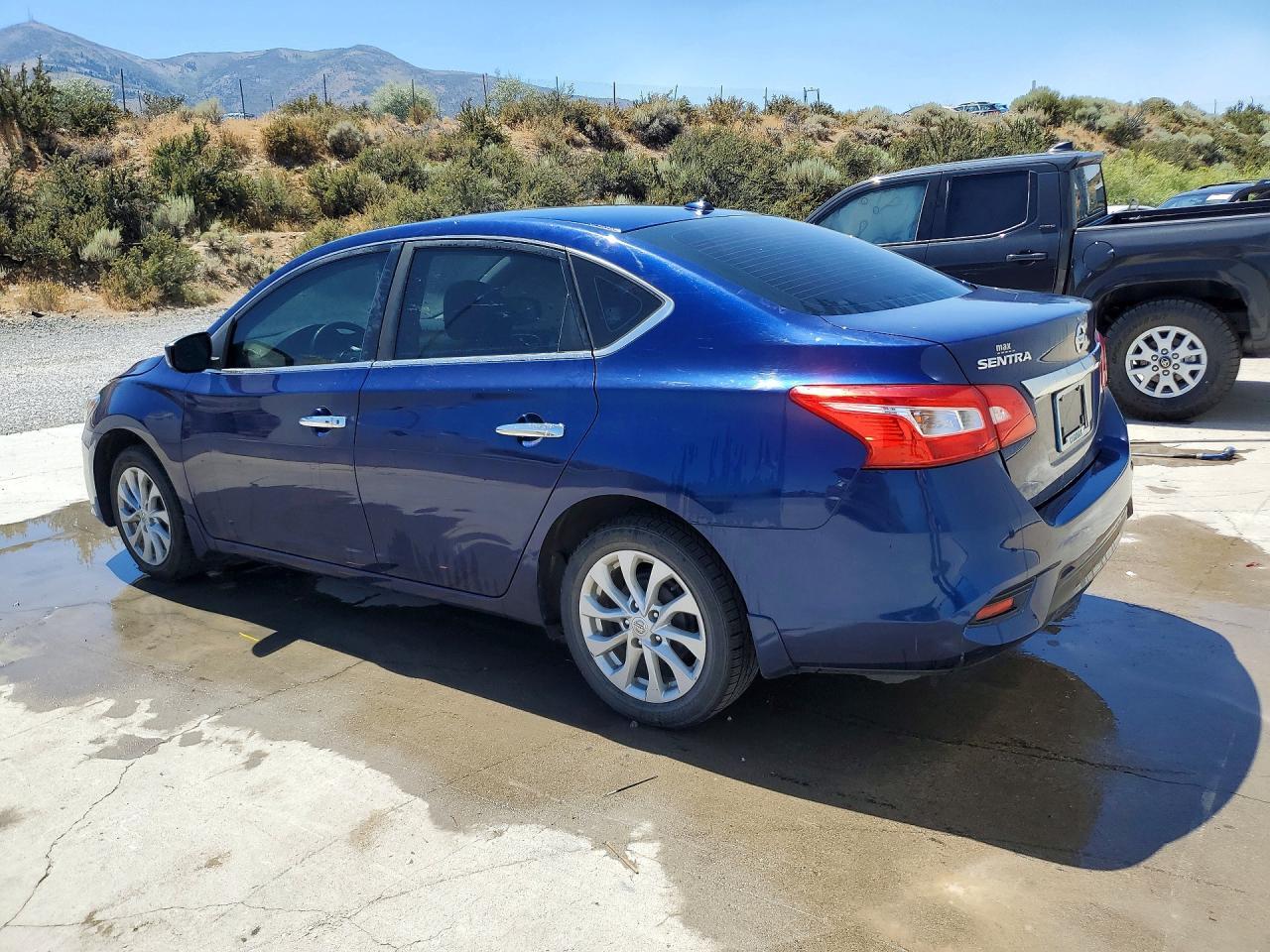 2018 NISSAN SENTRA SV — Фото 2 из 13
