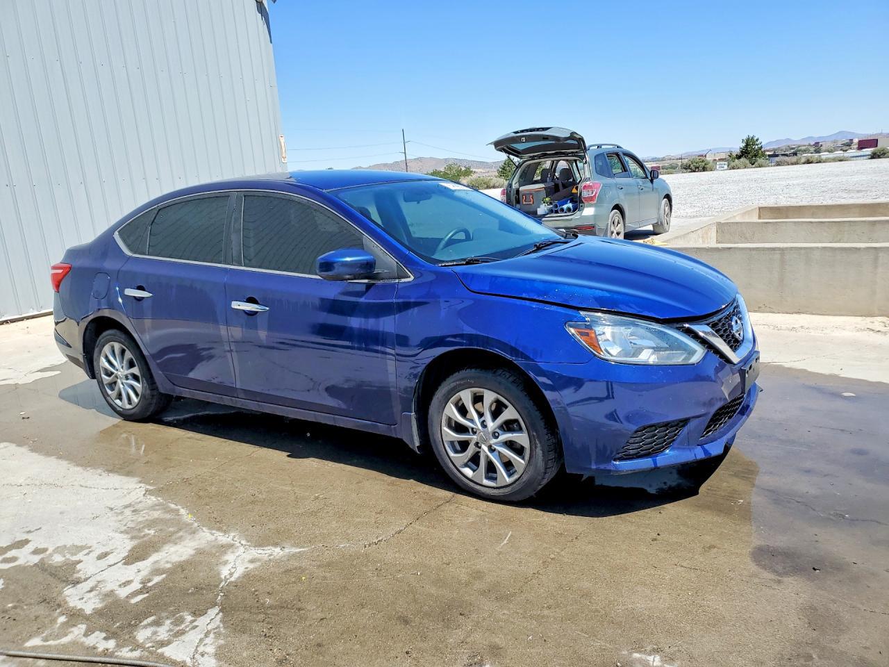 2018 NISSAN SENTRA SV — Фото 4 из 13