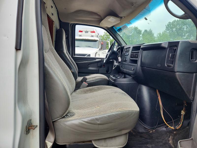 2009 GMC SAVANA CUTAWAY G3500 — Фото 11 из 13