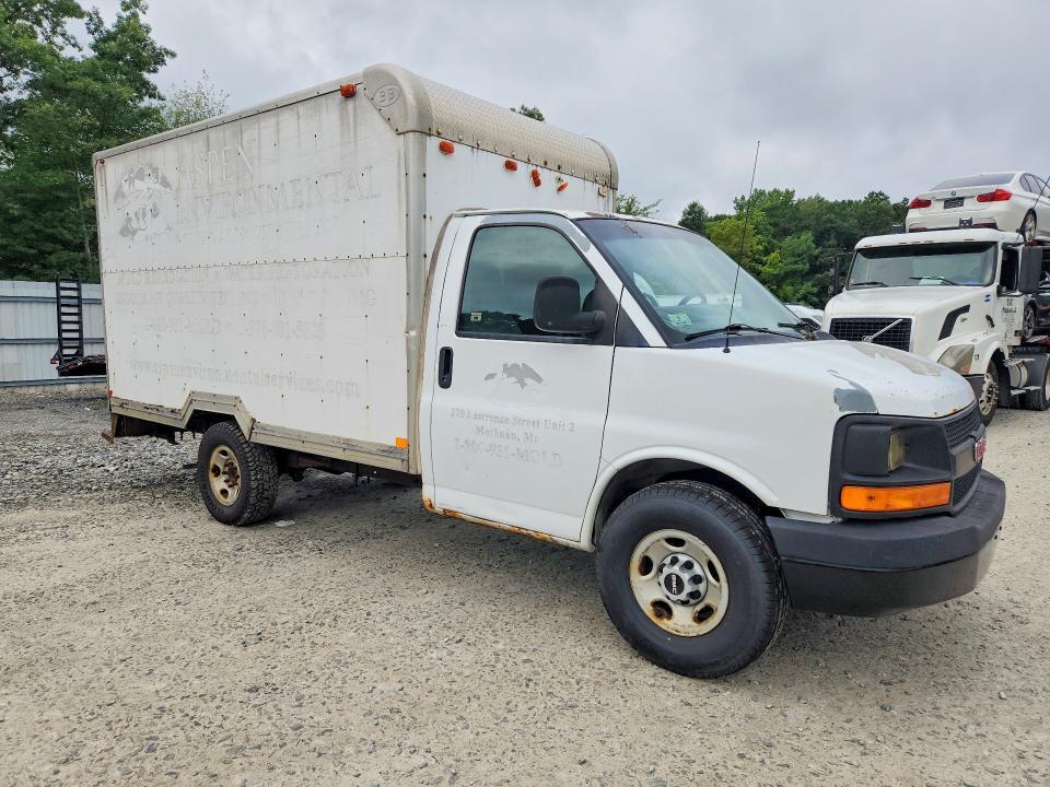 2009 GMC SAVANA CUTAWAY G3500 — Фото 4 из 13
