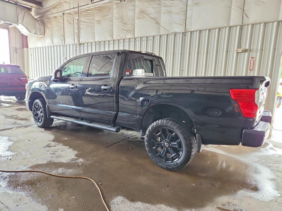 2018 NISSAN TITAN XD S — Фото 2 из 14