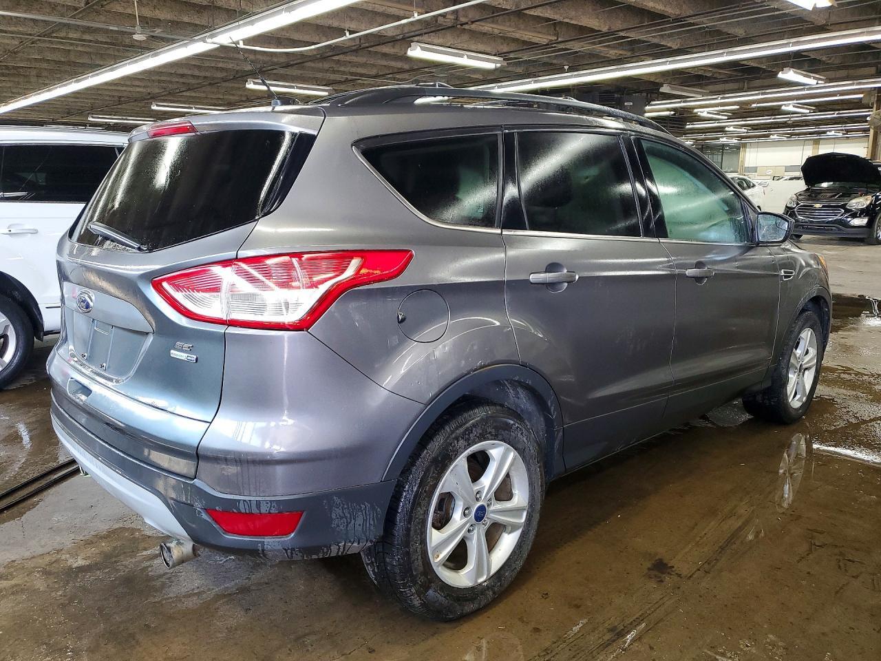 2013 FORD ESCAPE SE — Фото 3 из 13