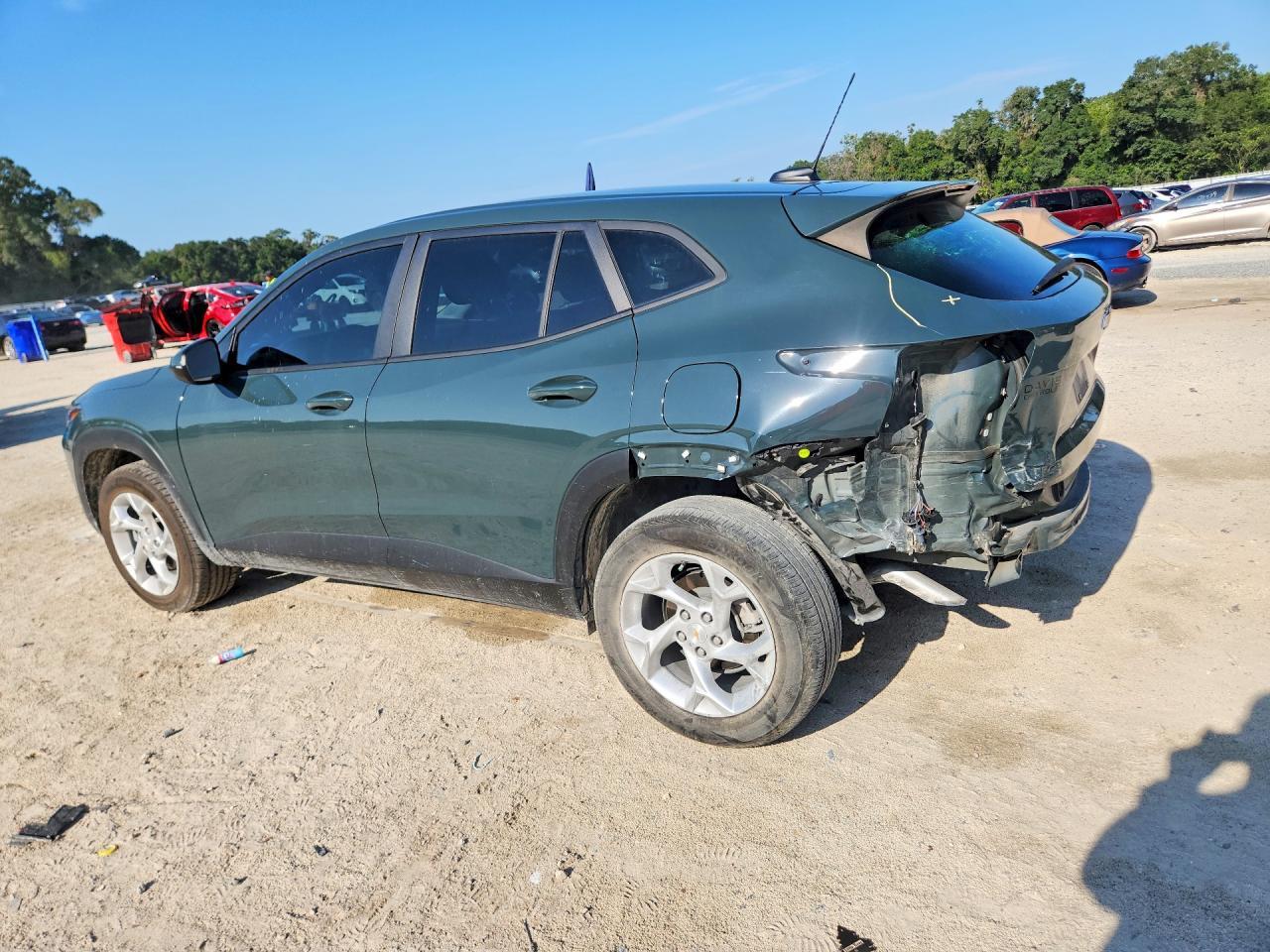 KL77LFEP6SC102075 2025 CHEVROLET TRAX photo no. 2