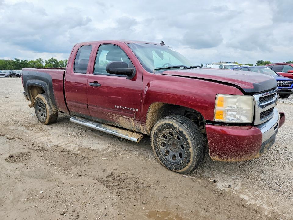 2009 CHEVROLET SILVERADO C1500 LT — Фото 4 из 12
