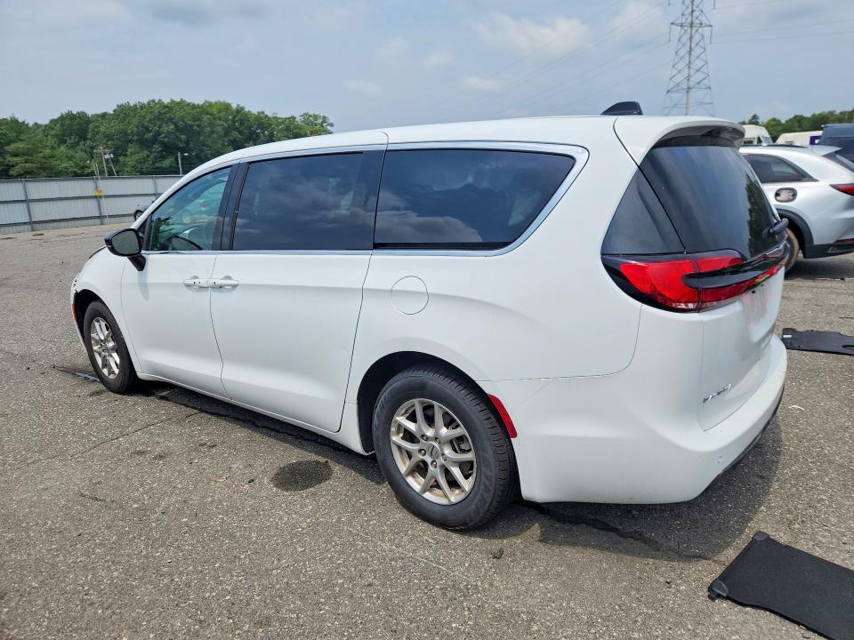 2025 CHRYSLER PACIFICA SELECT — Фото 2 из 13