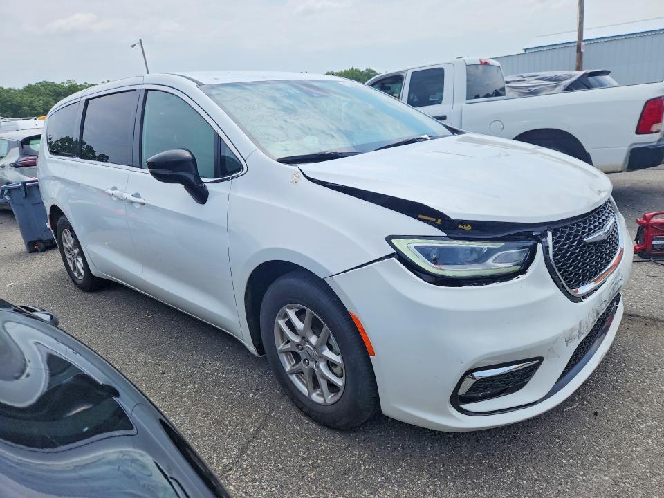 2025 CHRYSLER PACIFICA SELECT — Фото 4 из 13
