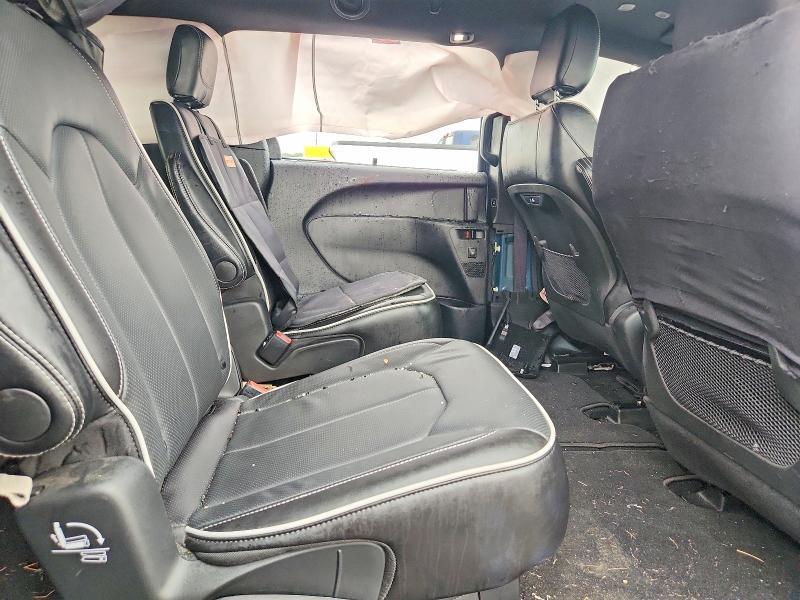 2025 CHRYSLER PACIFICA LIMITED — Фото 10 из 12