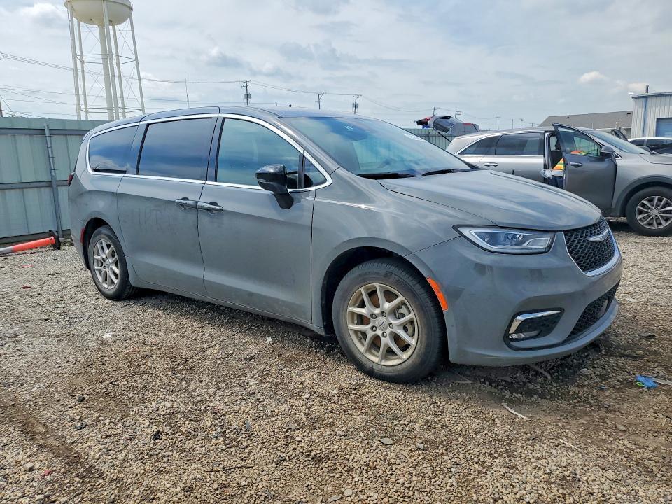 2025 CHRYSLER PACIFICA SELECT — Фото 4 из 13