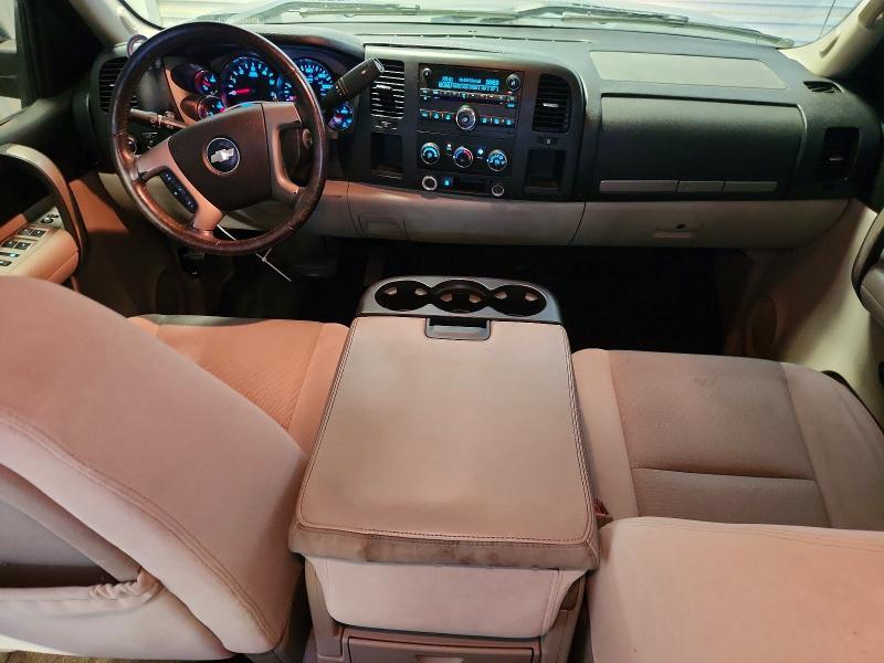 2009 CHEVROLET SILVERADO C1500 LT — Фото 8 из 12