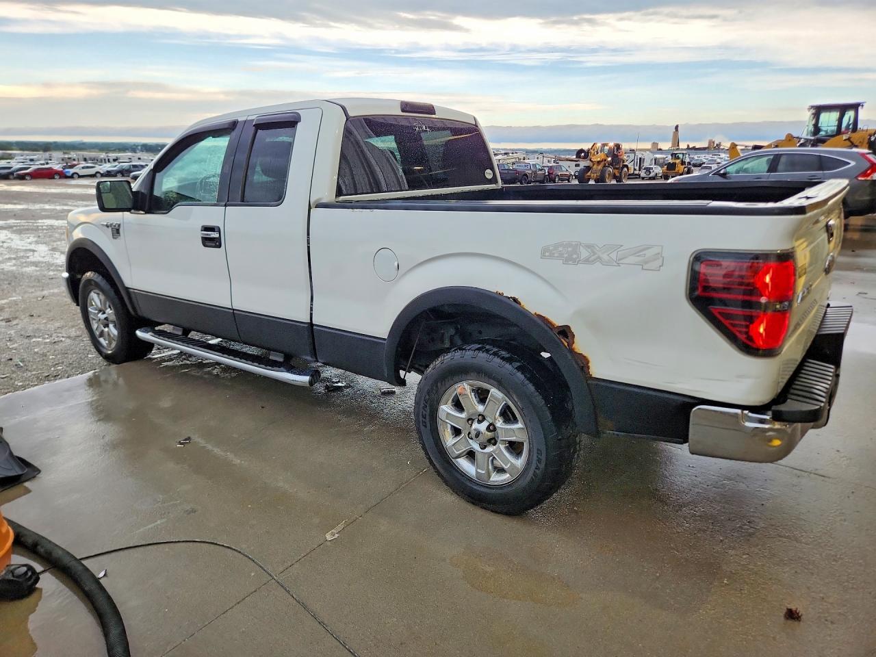 2013 FORD F150 SUPER CAB — Фото 2 из 12