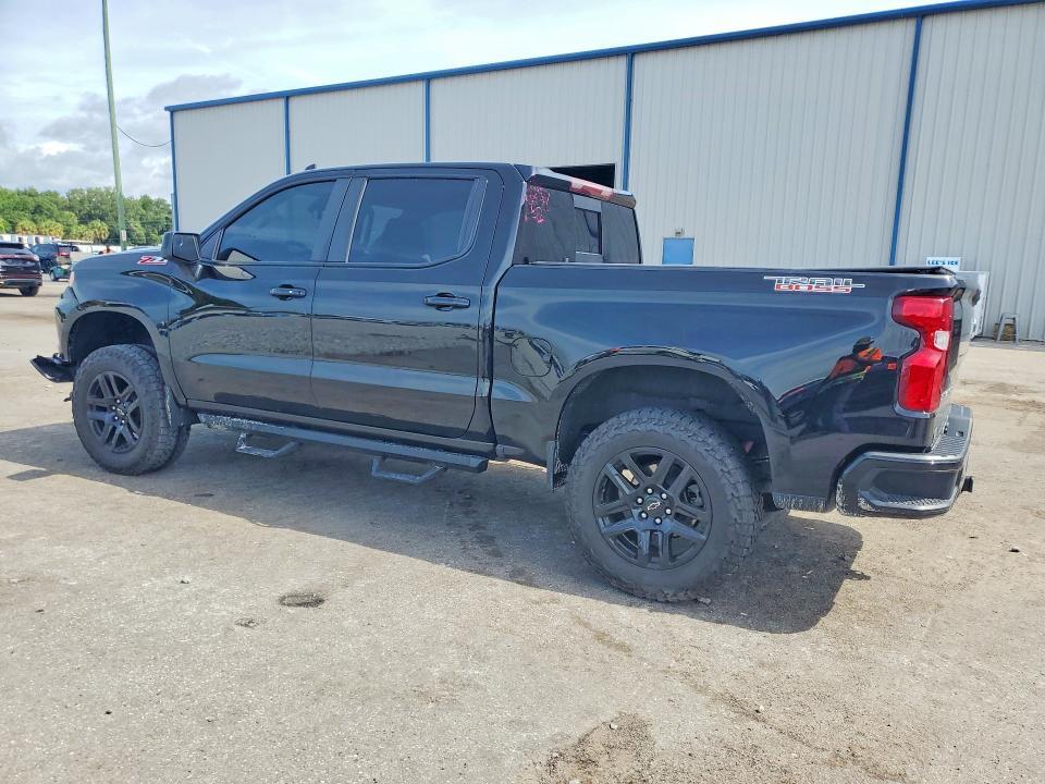 2024 CHEVROLET SILVERADO K1500 LT TRAIL BOSS — Фото 2 из 12