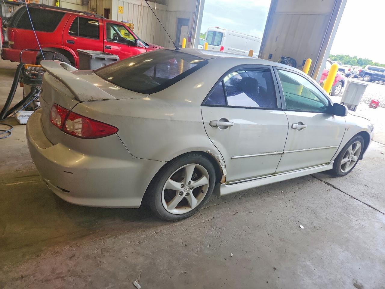 2005 MAZDA MAZDA6 S 4D SEDAN — Фото 3 из 12