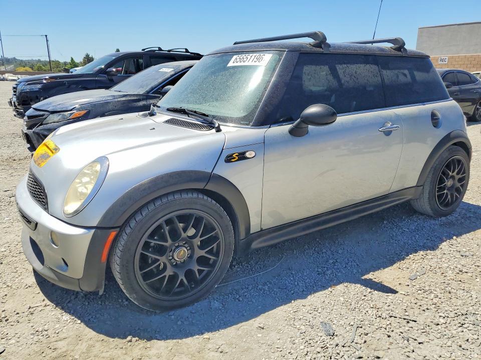 2005 MINI COOPER WMWRE33565TG97570