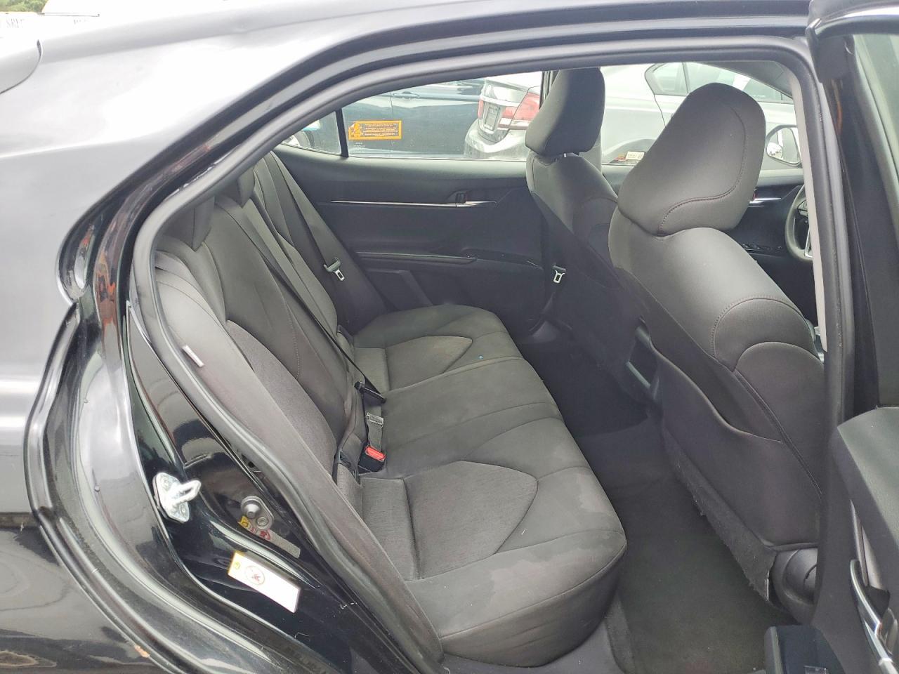 JTNB11HK7J3013082 2018 TOYOTA CAMRY photo no. 10