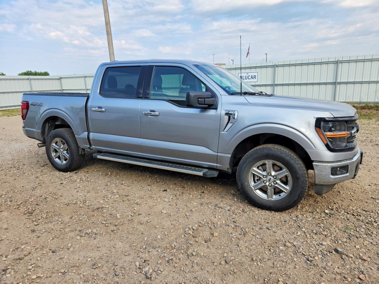 2025 FORD F150 XLT — Фото 4 из 12