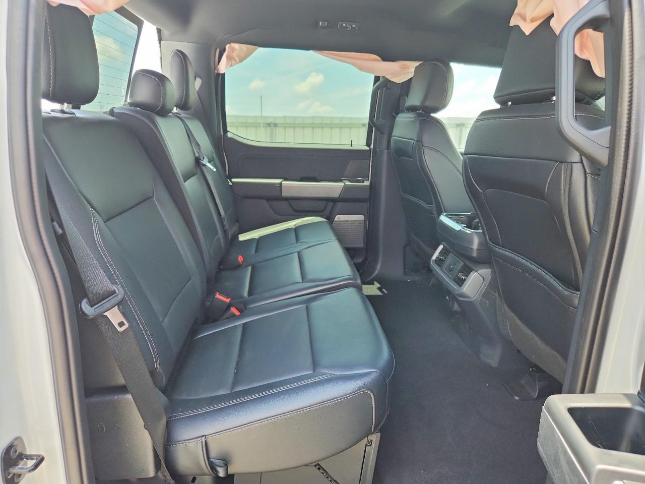 2025 FORD F150 XLT — Фото 10 из 12