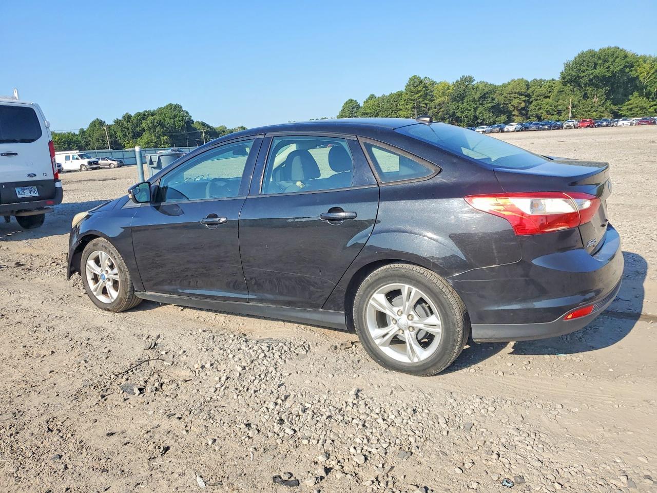 2013 FORD FOCUS SE — Фото 2 из 12