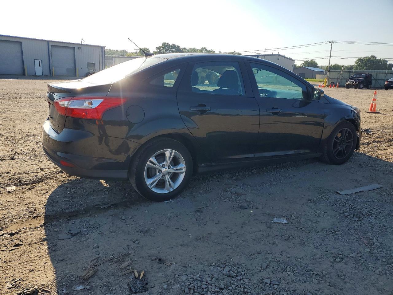 2013 FORD FOCUS SE — Фото 3 из 12