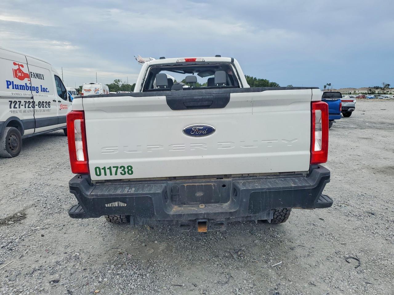 2025 FORD F250 SUPER DUTY — Фото 6 из 12