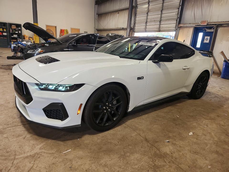 2025 FORD MUSTANG 1FA6P8CF4S5413829