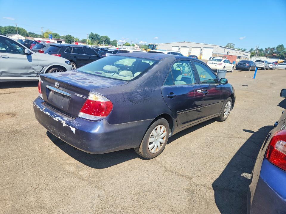 2005 TOYOTA CAMRY LE — Фото 3 из 12