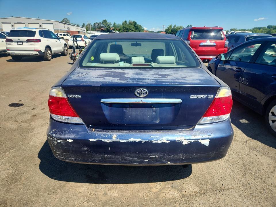 2005 TOYOTA CAMRY LE — Фото 6 из 12