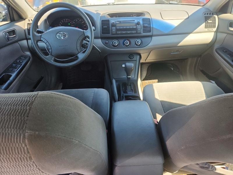 2005 TOYOTA CAMRY LE — Фото 8 из 12