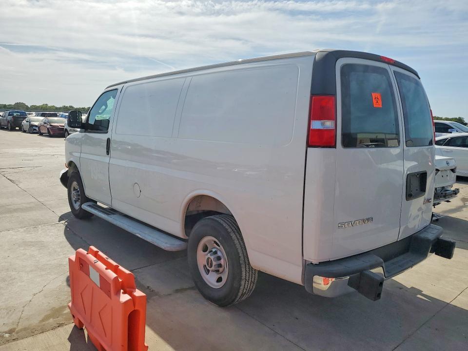 2025 GMC SAVANA 2500 CARGO DELIVERY VAN — Фото 2 из 12