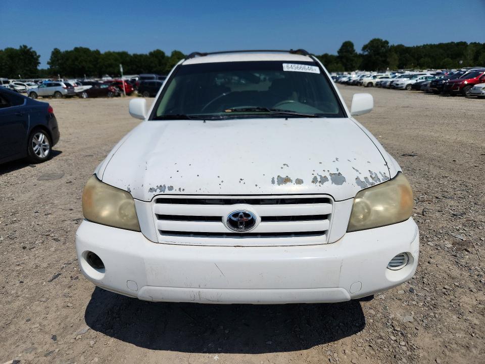 2005 TOYOTA HIGHLANDER BASE — Фото 5 из 12