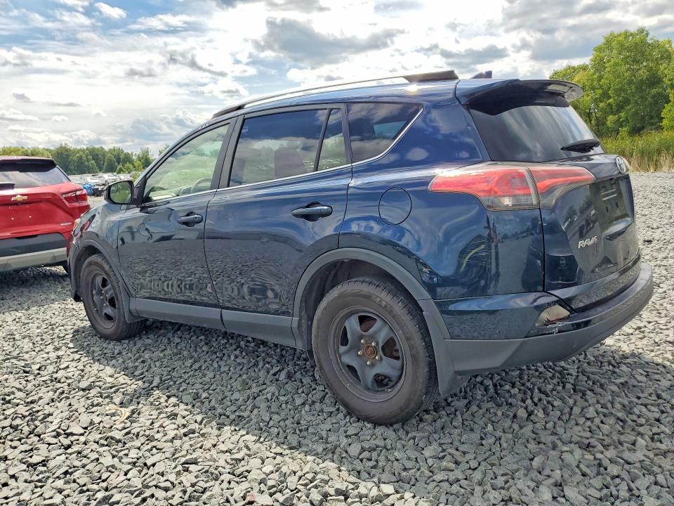 2018 TOYOTA RAV4 LE — Фото 2 из 13