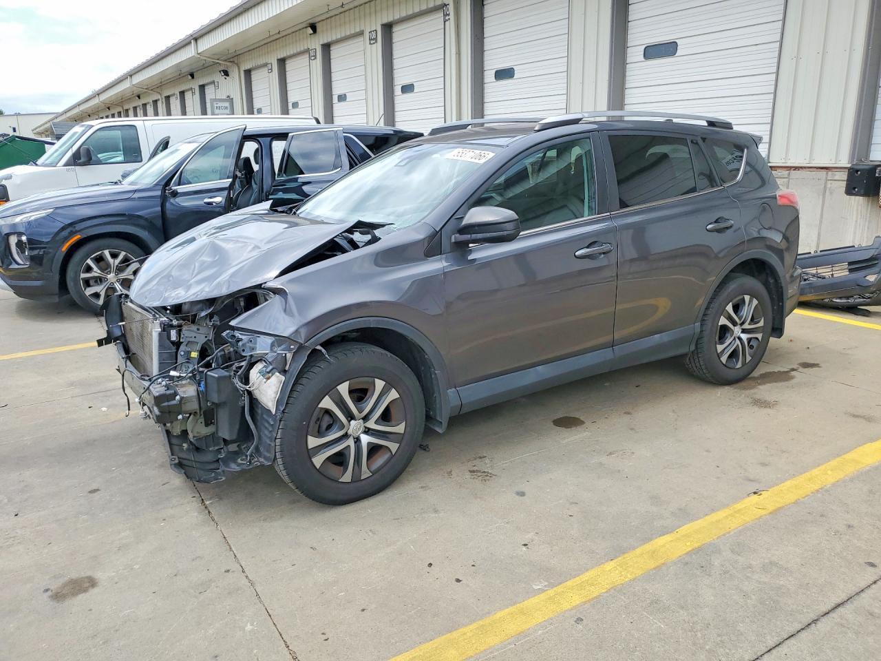 2018 TOYOTA RAV4 LE