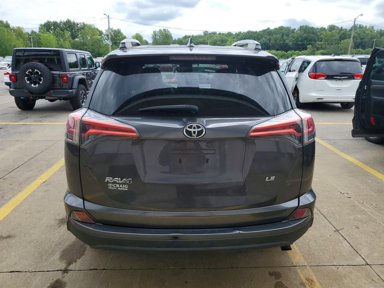 2018 TOYOTA RAV4 LE — Фото 6 из 14