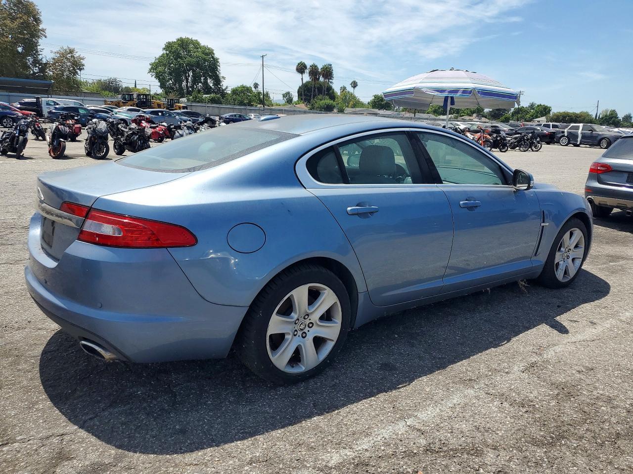 2009 JAGUAR XF LUXURY — Фото 3 из 12