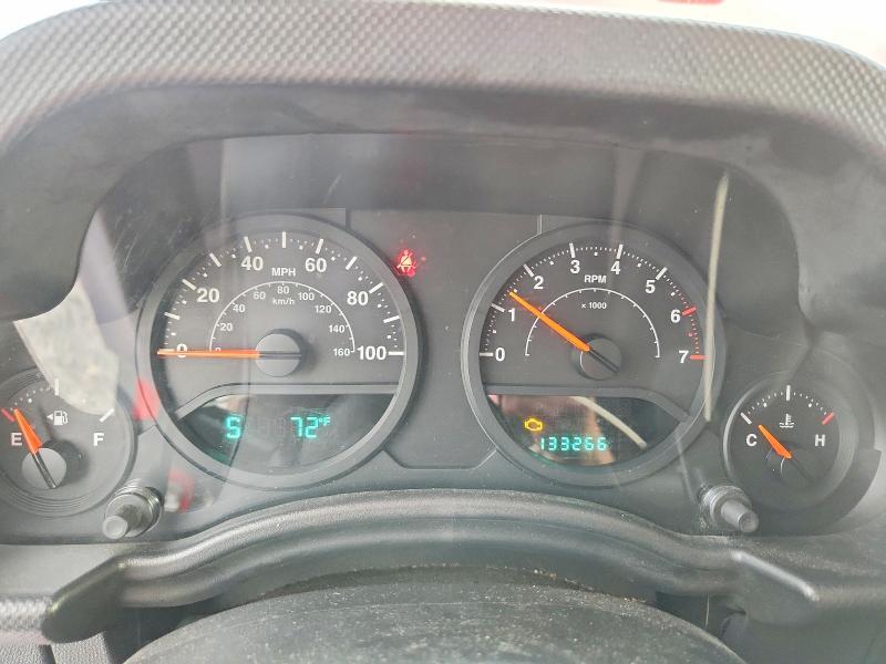 2009 JEEP WRANGLER X — Фото 9 из 13