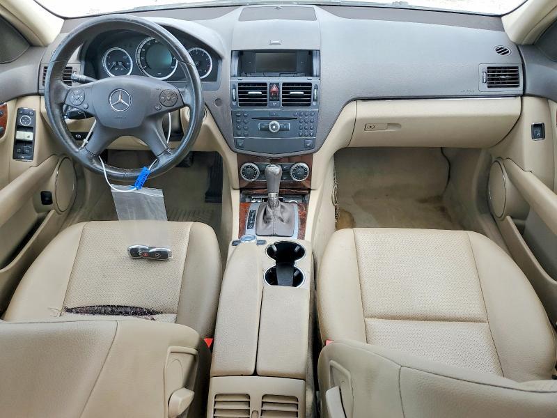 2009 MERCEDES-BENZ C 300 — Фото 8 из 12
