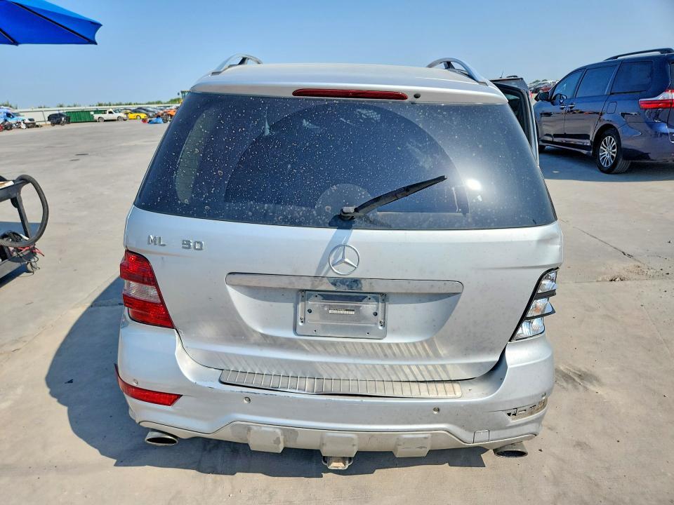 2009 MERCEDES-BENZ ML 550 — Фото 6 из 14