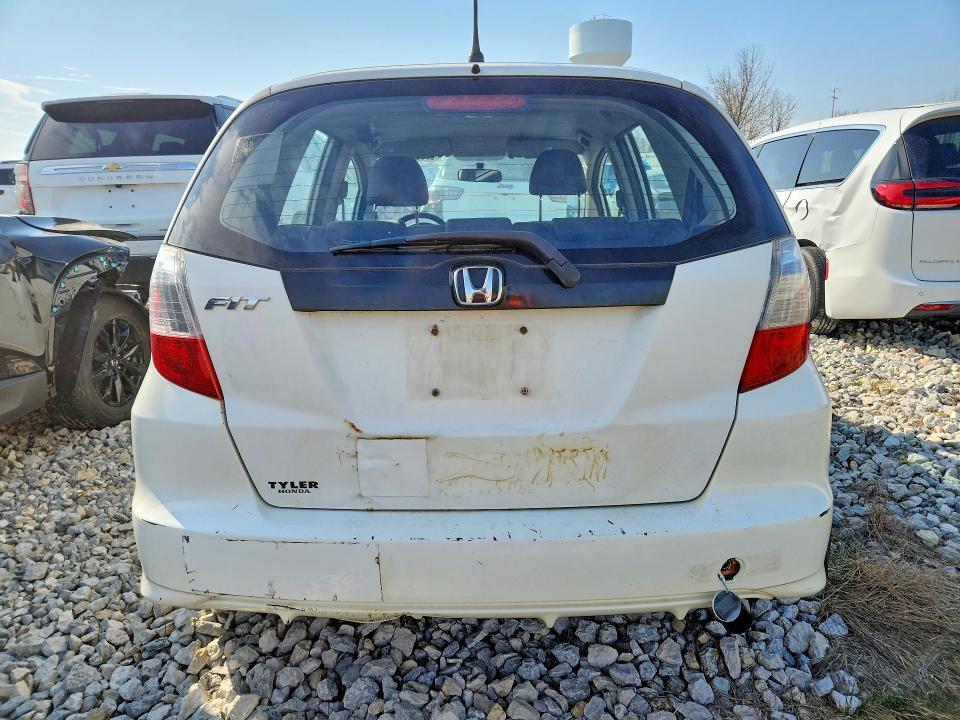 2013 HONDA FIT — Фото 6 из 12