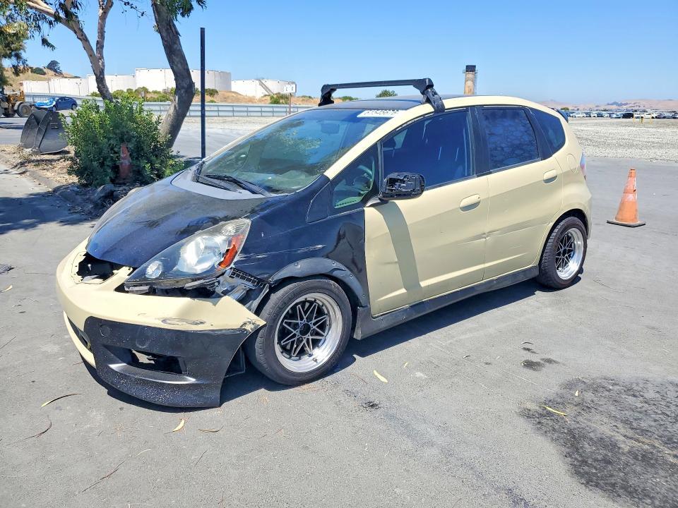 2013 HONDA FIT JHMGE8G51DC031180