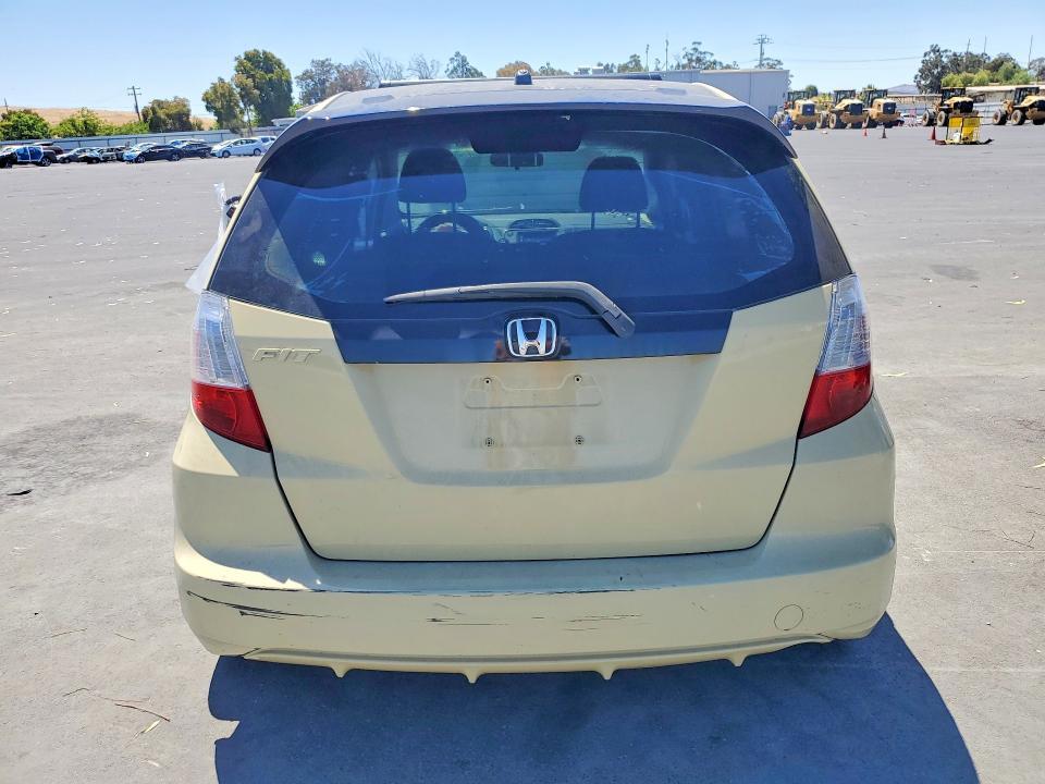 2013 HONDA FIT SPORT — Фото 6 из 12