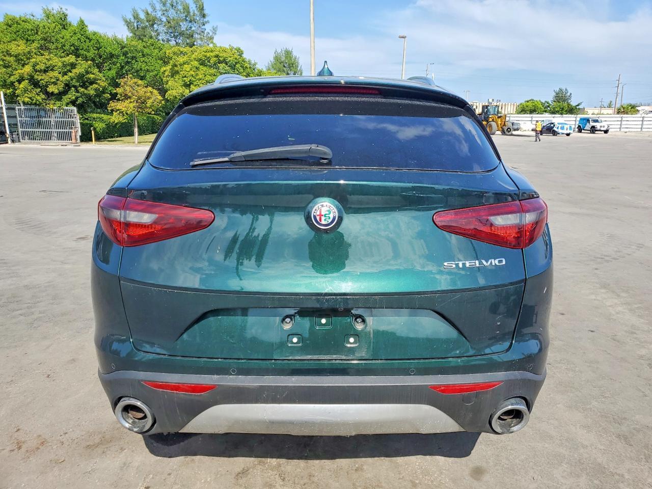 2019 ALFA ROMEO STELVIO — Фото 6 из 13