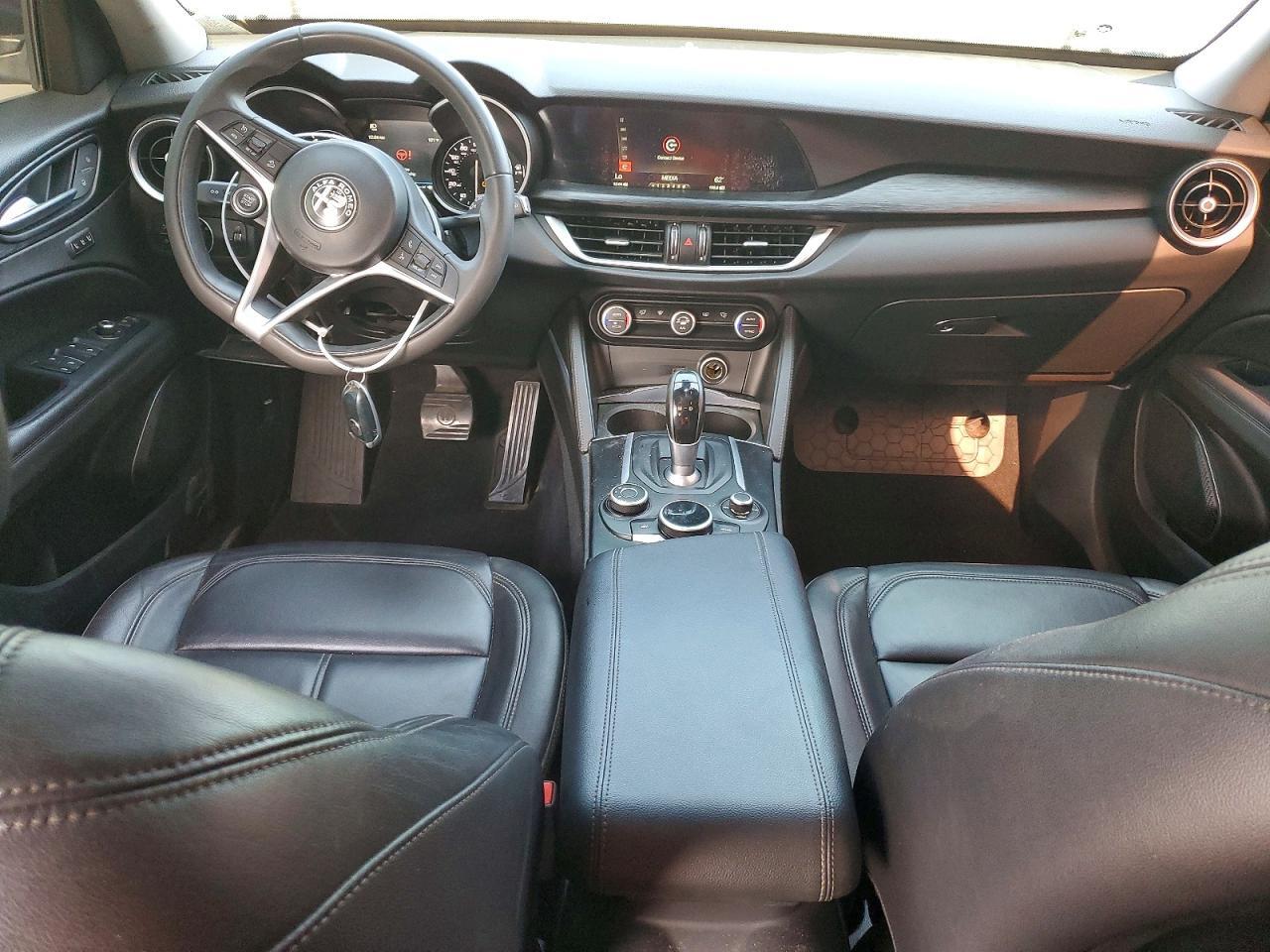 2019 ALFA ROMEO STELVIO — Фото 8 из 13