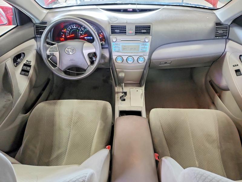 2009 TOYOTA CAMRY LE — Фото 8 из 12